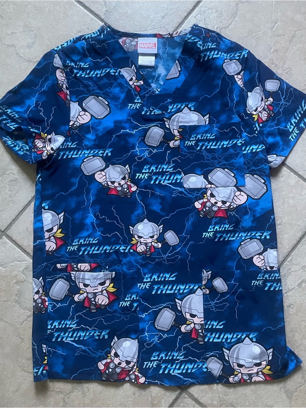 Thor marvel women’s scrub top size small